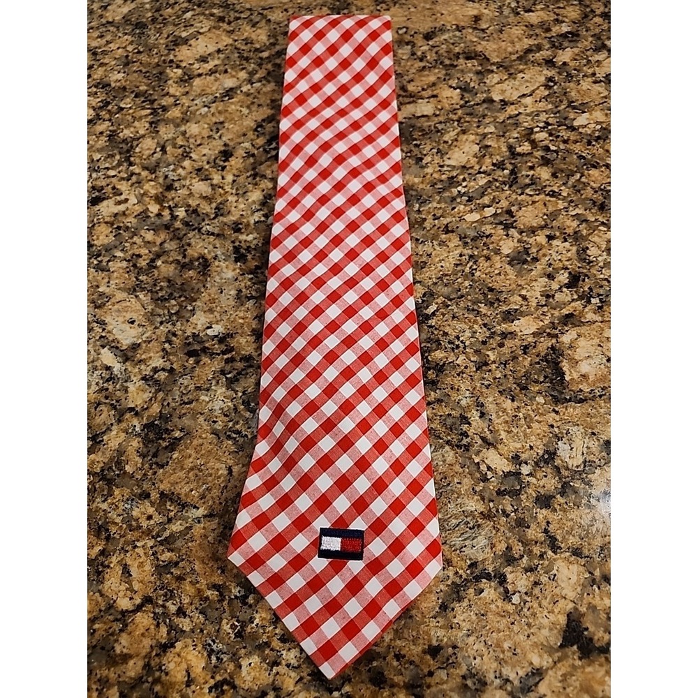 Tommy Hilfiger Tie Great For Easter